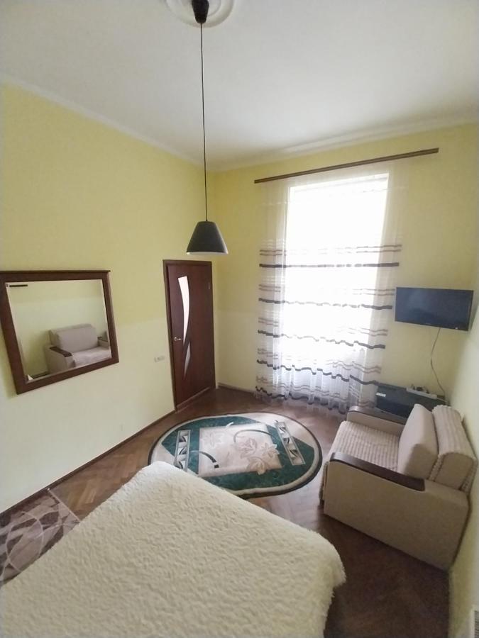 1Ком Апартаменты,Парковка,Улхорватская Lviv Extérieur photo